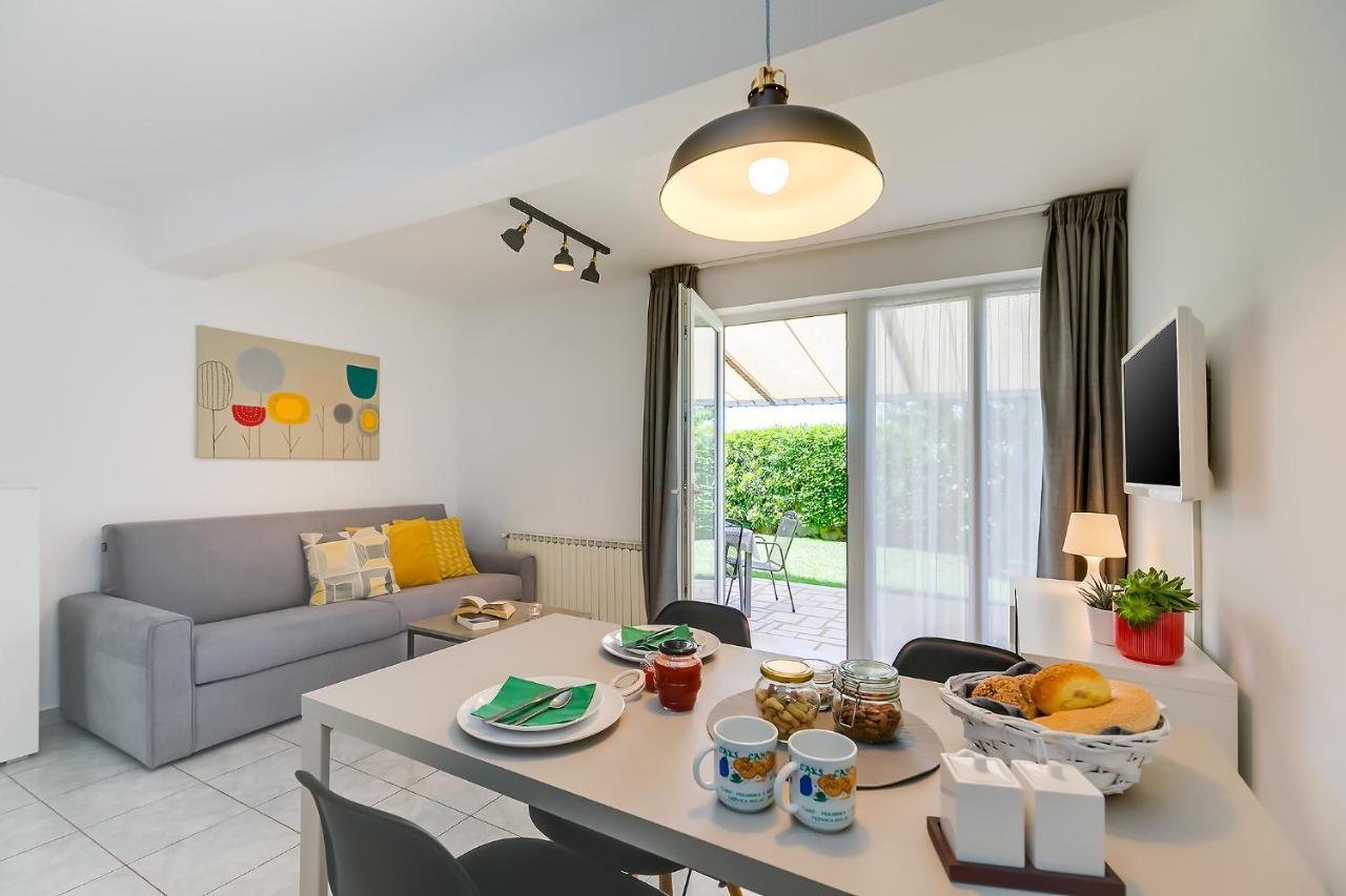 Apartments Dama Poreč Eksteriør bilde